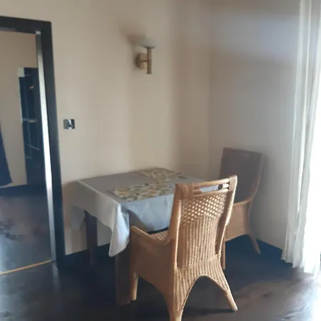 Einliegerwohnung 1 Mit Garage Apartment Beverungen