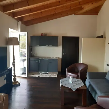 Einliegerwohnung 1 Mit Garage Beverungen