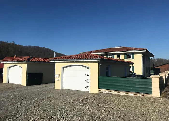 Apartamento Einliegerwohnung 1 Mit Garage