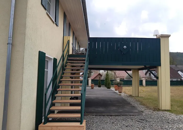 Apartamento Einliegerwohnung 1 Mit Garage *